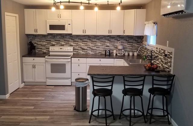 SwinHousing - Washington Suite, Sleeps 4