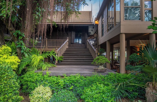 Syama Residence