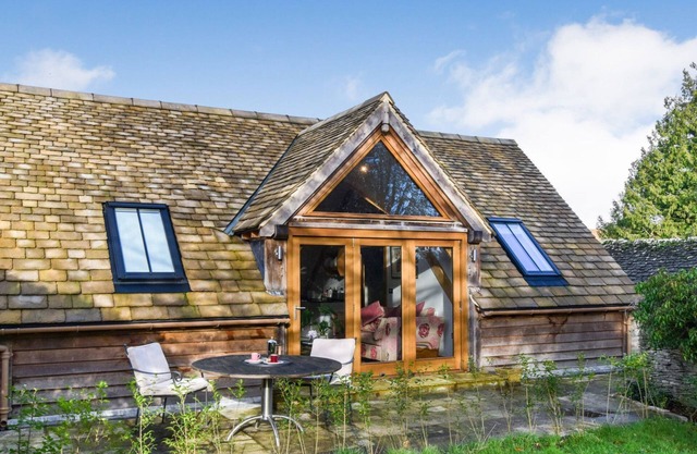 Sycamore - sleeps 2 guests in 1 bedroom