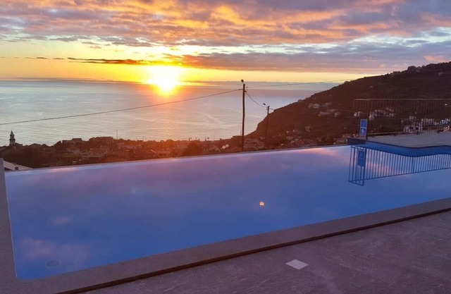 Syso House - Extraordinary ocean view - (New Promotions) -