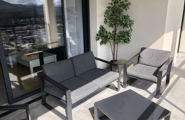T2 41 m² Avec Terrasse Panoramique et Parking Privé