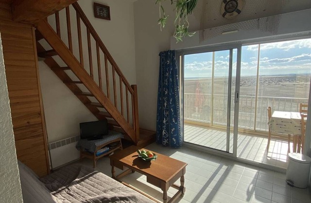 T2 apartment with sea view - Gruissan