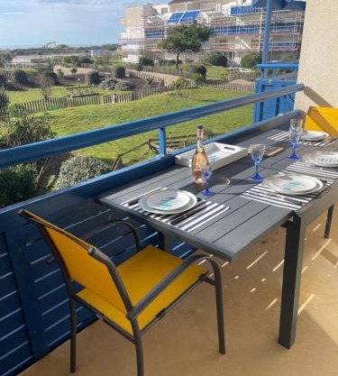 T2 DIRECT PLAGE LACANAU OCEAN 2 PISCINES PARKING TERRASSE 9m2
