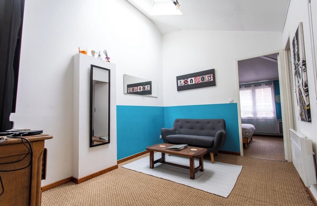 🔥 T2 Toulouse Centre St Cyprien Queen Size bed, air conditioning, terrace, quiet, comfort