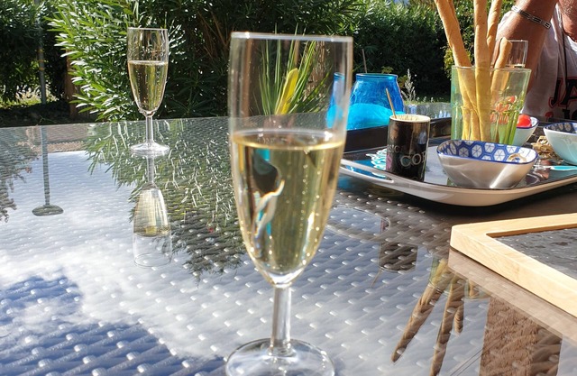 T3 air-conditioned villa with all modern comforts 150 metres from the beach