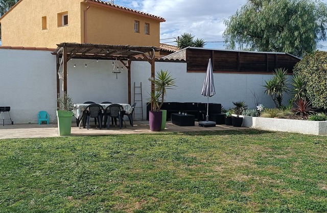 T4 first floor - near the sea - near Saint Cyprien - sleeps 6