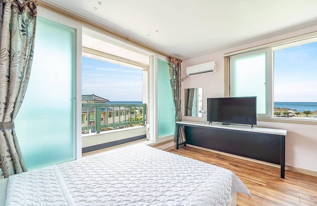 Taean Badaneomeo Pension