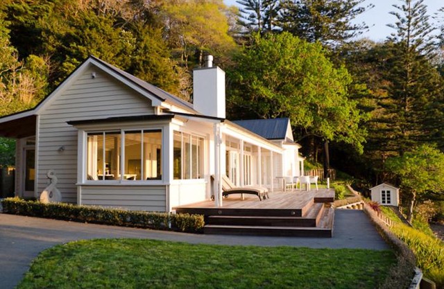 Tahapuke by Amazing Accom