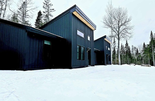 Tall Pines RetreatnEscape to our charming chalet tucked away in the forest.