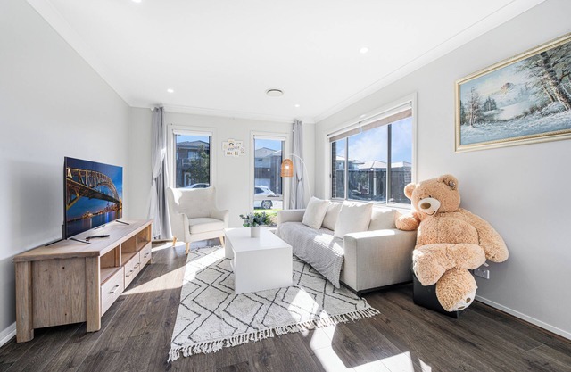 Tallawong 6Br near Schofield/Rousehill Centren