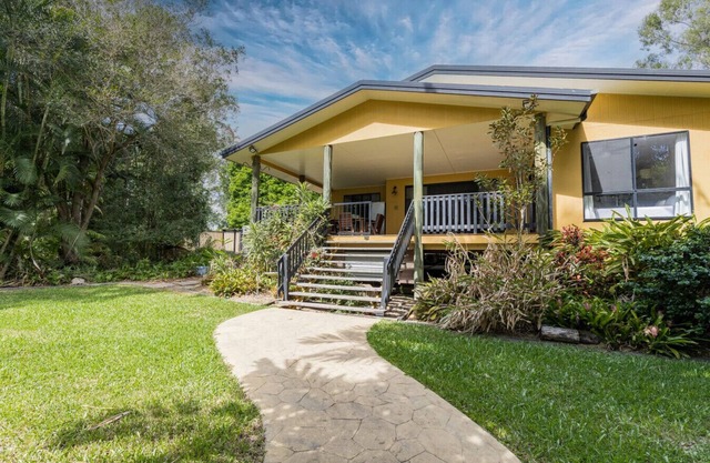 Tannum Tides - Sleeps 8 w/Pool & Boat Parking
