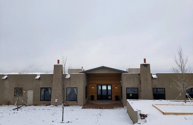 Taos Country Club 5,000 sqft Guesthouse