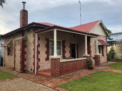 Tea Tree Cottage - Heart of Port Elliot