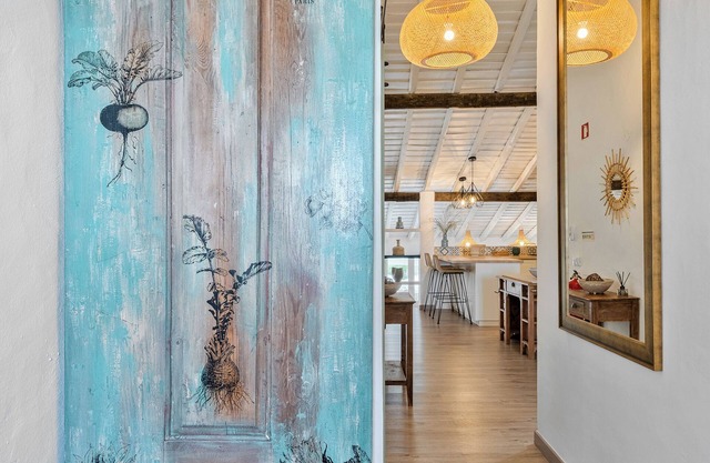 Teal and Green-Alqueva Country House. In Amieira, just a few steps from Lake Alqueva