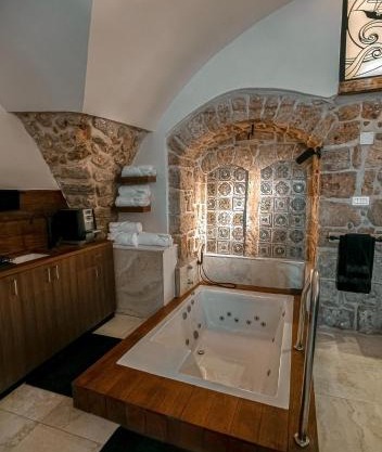 Templars suite