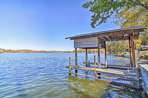 Ten Mile Home on Watts Bar Lake with 2 Docks!