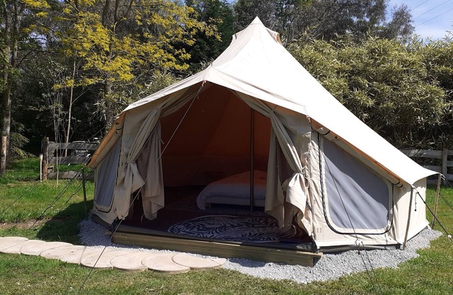 Tente Glamping de Charme Autentic Jack Bell en Sarthe