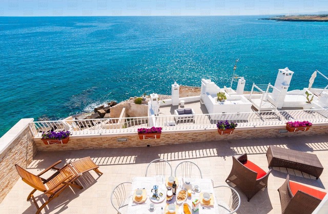 Terrazza Paradiso: Enchanting Seafront Apartment