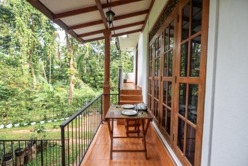 Teyra Lodge