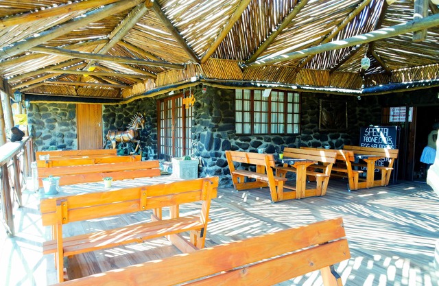 Thandabantu Game Lodge