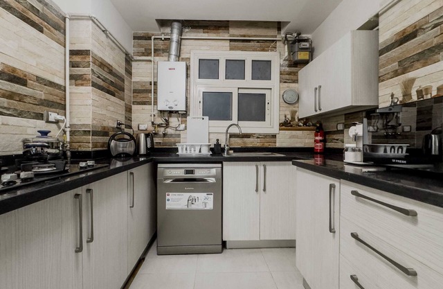 The 3bdr Avant-garde Residence 5 min to Airport