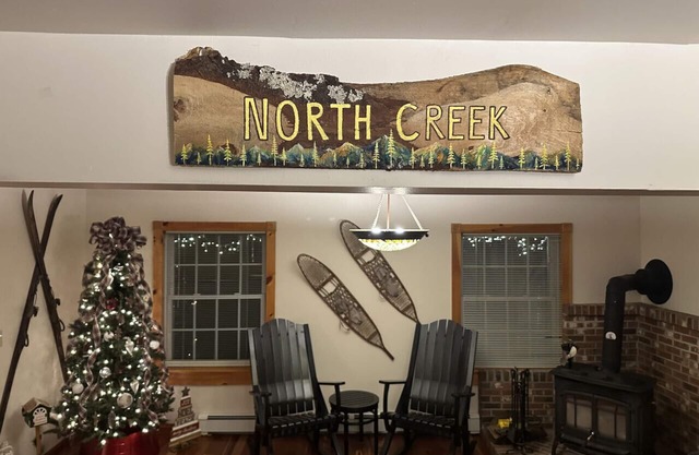 The Alexander Ski House 1887 Farmhouse near Gore MTN!