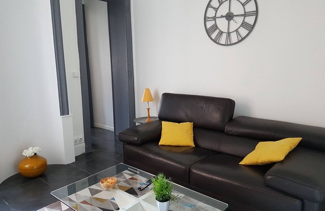 THE APARTMENT OF JACK, ANY COMFORT IN PEACE AND NEAR OLD TOWN