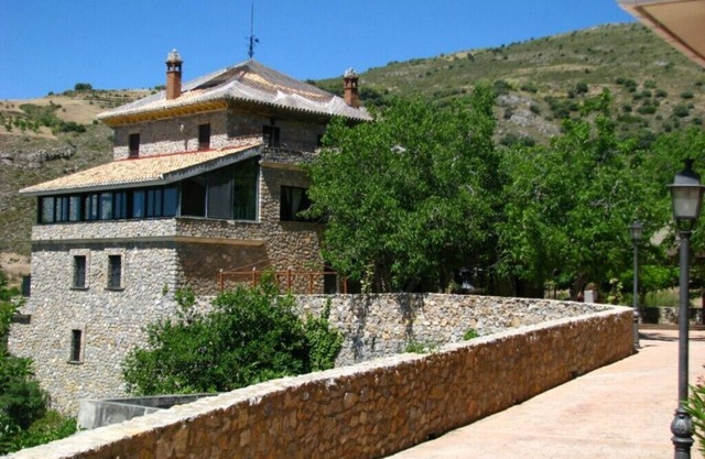 The Argumosa. Beautiful private villa with private pools and Spa near Granada city