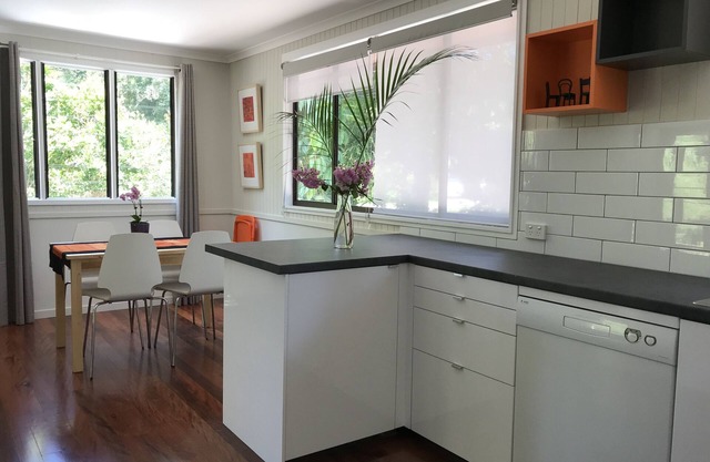 The Artist Studio - secluded hideaway perfect for couples getaway.