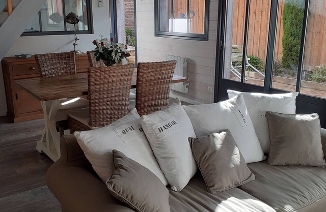 The Atelier Gite 4 people completely renovated near downtown and beach