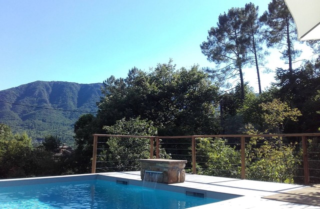 The aubado dou Riéu Modern villa with salt pool