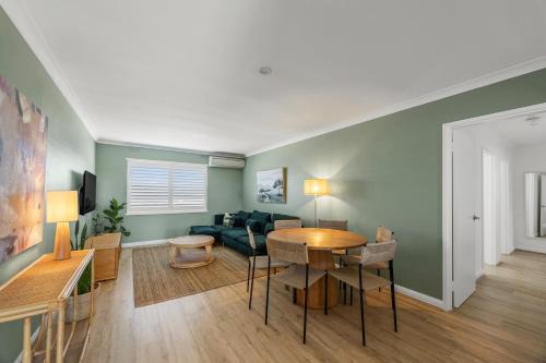 The Avenue - Fremantle 3 Bed