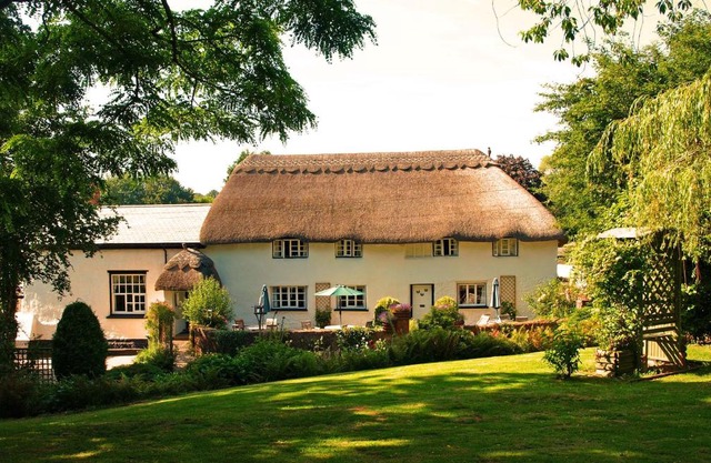 The Barn and Pinn Cottage
