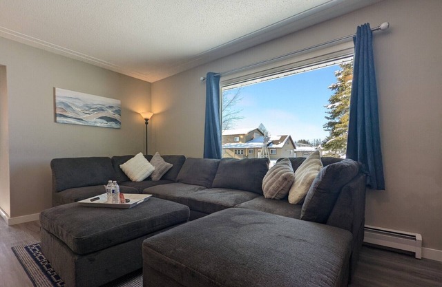 The Big Azul House | Superior Home Away From Home