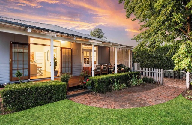 The Birdhouse Your Well deserved Country Retreat