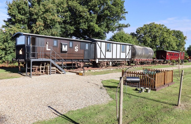 THE BRAKE WAGON AT HIGH BARN HERITAGE, romantic in Halstead