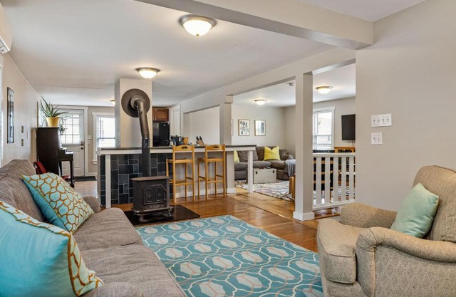 The Brew House - 2nd Floor Private Apartment