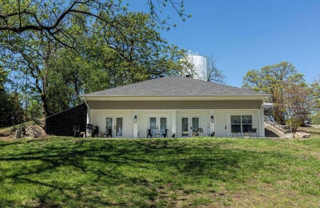 THE BUNKERn 3 bed 2 bath on the battlefield Par 3 golf course by Shangri-La