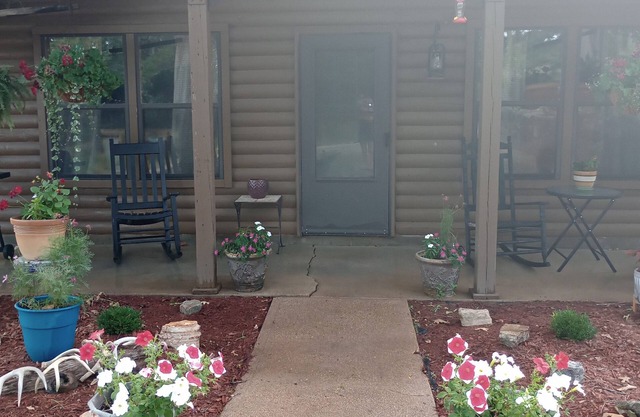 The Cabin at Stormy Mountain Ranch, 800acre Ranch. ATV, Horses or Jeeps welcome
