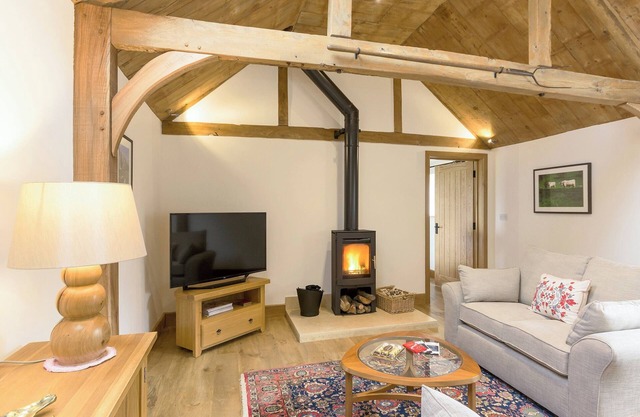The Calf Shed-UKC2113