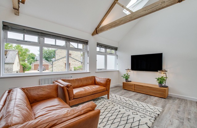 The Cart House - One Bedroom House, Sleeps 2