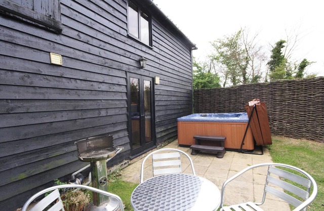 The Cart Lodge-E3568