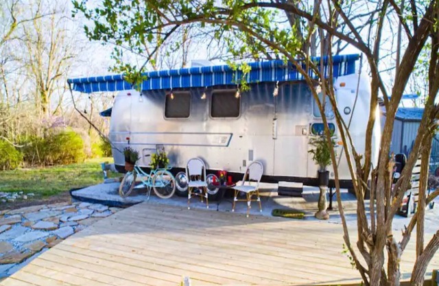 The Celesta - Beautiful 1971 Airstream and Patio