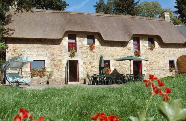 THE CHAUMIERES de KERHOUIDEN - THE OVEN