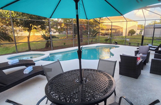 The Citrus Splash | Family-Friendly Retreat Near Disney & Universal w/Pool, Spa & Game Room