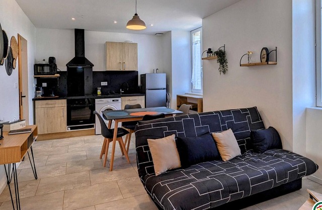 The City in the Countryside - Renovated Apartment in Héricourt