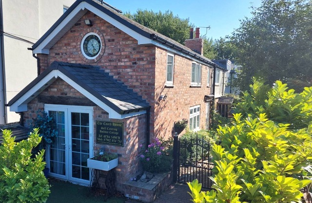 The Coach House Holiday Cottage in Southport