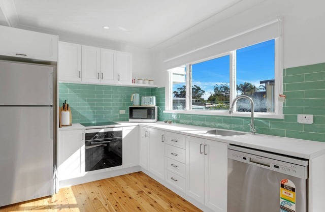 The Coastal House by Jervis Bay Breaks