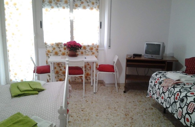 THE COLORS OF SALVATOR ROSA - Red Room