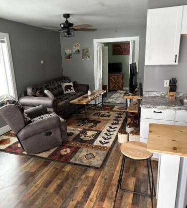 The Contemporary Alaskan Cabin